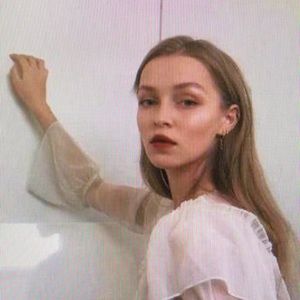 Meet your Posher, Dolores